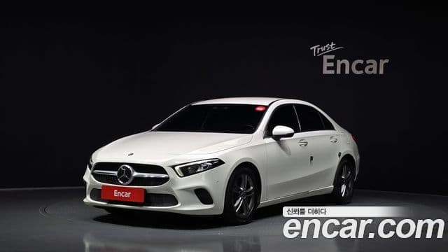 Mercedes-Benz A-Class 2020 — Фото 1/20