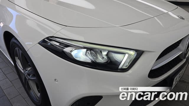 Mercedes-Benz A-Class 2020 — Şəkil 6/30