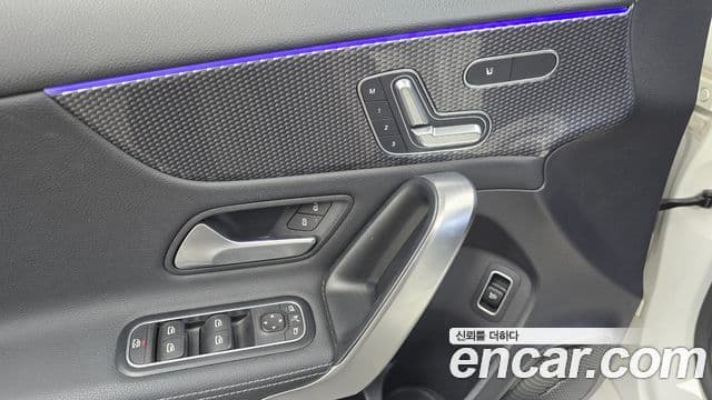 Mercedes-Benz A-Class 2020 — Şəkil 11/30