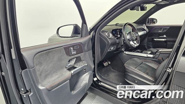 Mercedes-Benz GLB-Class 2022 — Şəkil 10/20