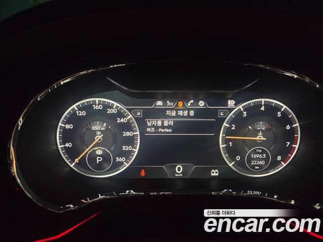 Bentley Continental GT 2022 — ფოტო 6/8