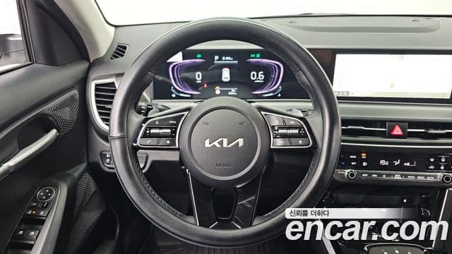 Kia Seltos 2025 — фото 15 из 20
