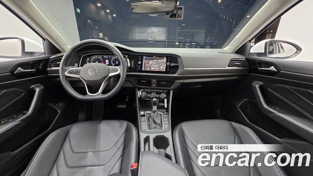 Volkswagen Jetta 2024 — ფოტო 7/20