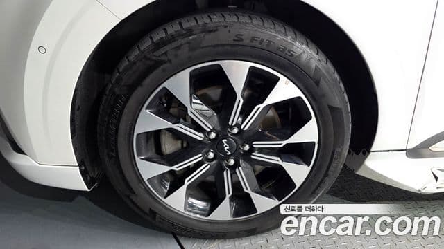 Kia Carnival 2023 — Şəkil 5/20