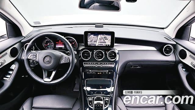 Mercedes-Benz GLC-Class 2019 — Şəkil 16/20