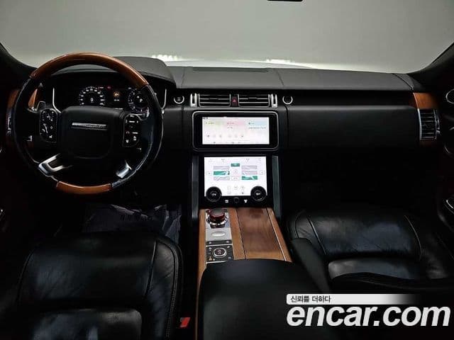 Land Rover Range Rover 2018 — Şəkil 9/18