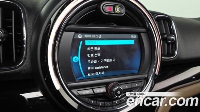 Mini Cooper Countryman 2020 — Фото 16/20