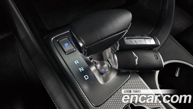 Genesis G70 2022 — фото 8 из 20