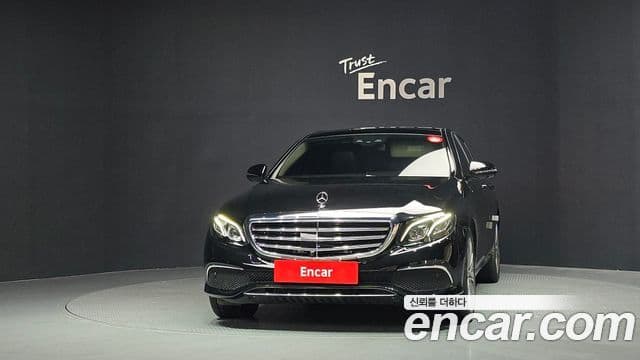 Mercedes-Benz E-Class 2019 — Şəkil 3/20