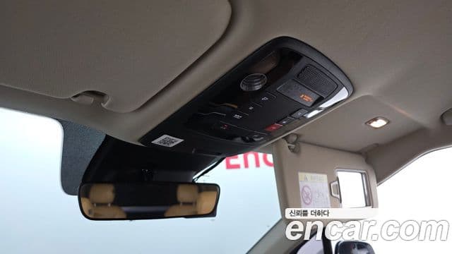 Kia Carnival 2022 — Фото 18/20
