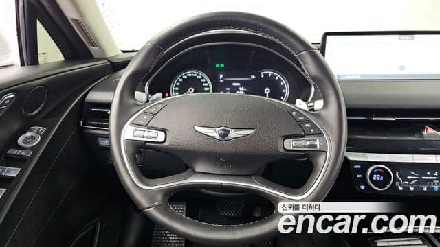 Genesis Electrified G80 2023 — фото 13 из 20
