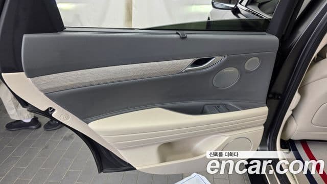 Genesis G80 2024 — Şəkil 35/36