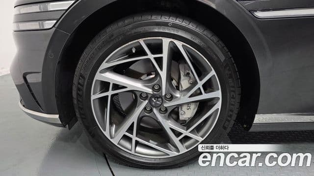 Genesis G90 2022 — фото 5 из 20