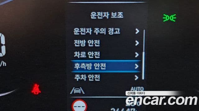 Hyundai Staria 2021 — фото 14 из 20