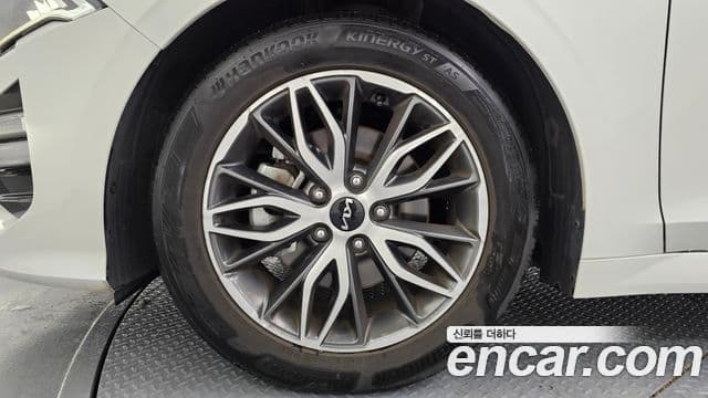 Kia K5 2023 — фото 5 из 20