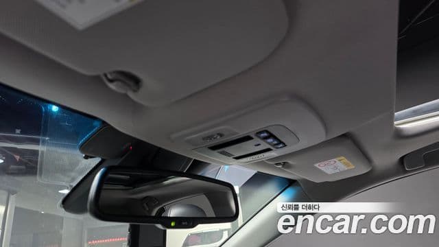 Toyota Camry 2019 — Фото 18/20