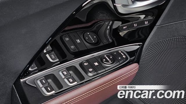 Kia Niro 2020 — фото 17 из 20