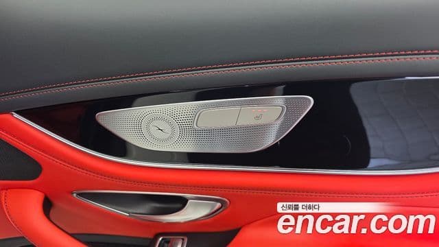 Mercedes-Benz AMG GT 2021 — ფოტო 18/20