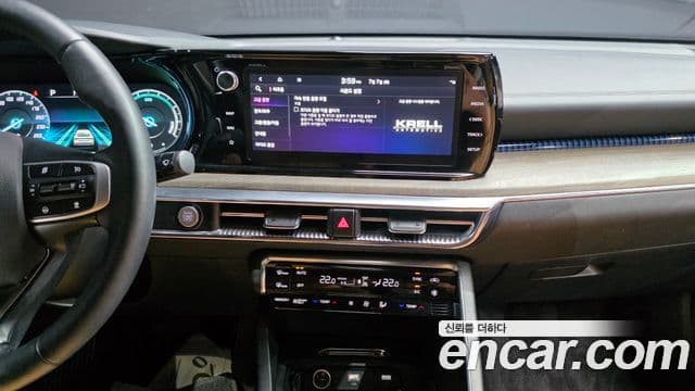 Kia K5 2023 — ფოტო 18/20