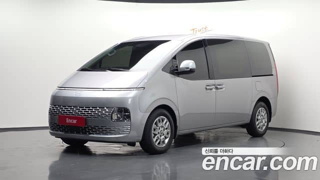 Hyundai Staria, 2025