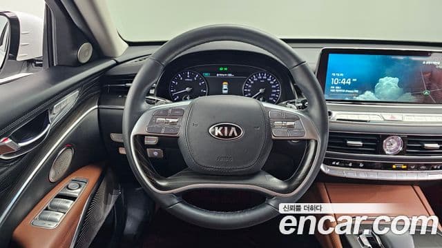 Kia The K9 2018 — фото 13 из 20