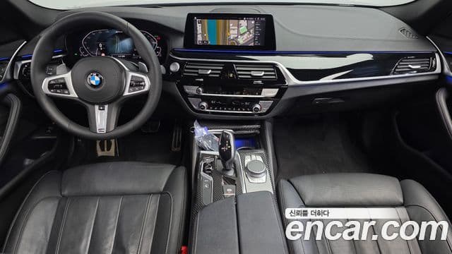 BMW 5 Series 2020 — Şəkil 7/20
