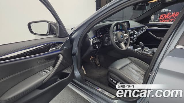 BMW 5 Series 2020 — Şəkil 10/20