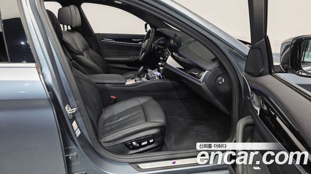 BMW 5 Series 2020 — Şəkil 11/20