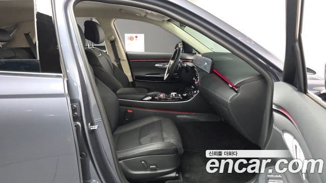 Genesis GV70 2025 — фото 10 из 20