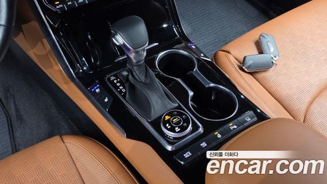 Kia Mohave The Master 2024 — фото 9 из 20