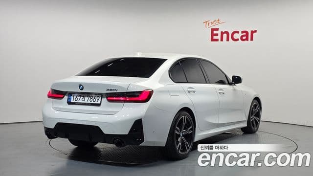 BMW 3 Series 2023 — фото 2 из 20