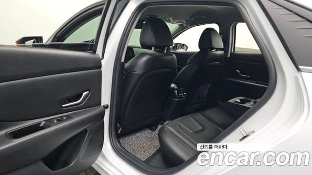 Hyundai Avante 2021 — фото 12 из 20
