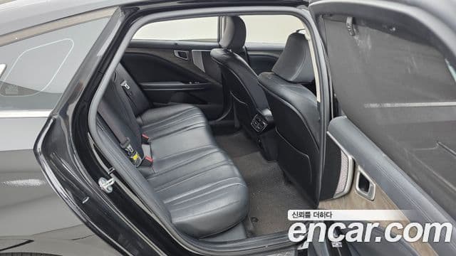 Kia K8 2022 — фото 12 из 20