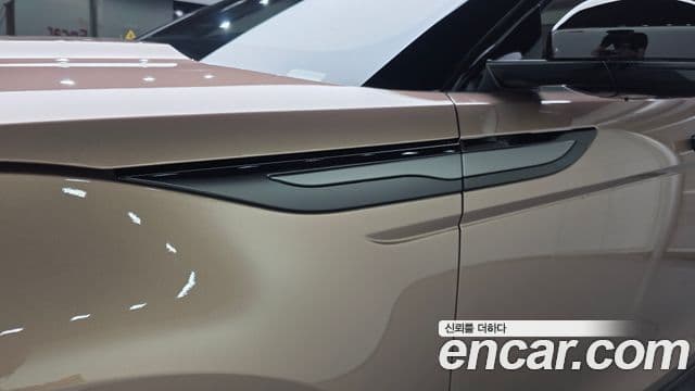 Land Rover Range Rover Evoque 2025 — ფოტო 20/20