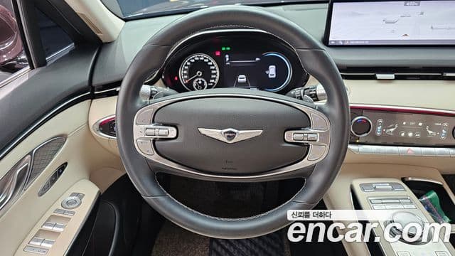 Genesis GV70 2021 — фото 13 из 20