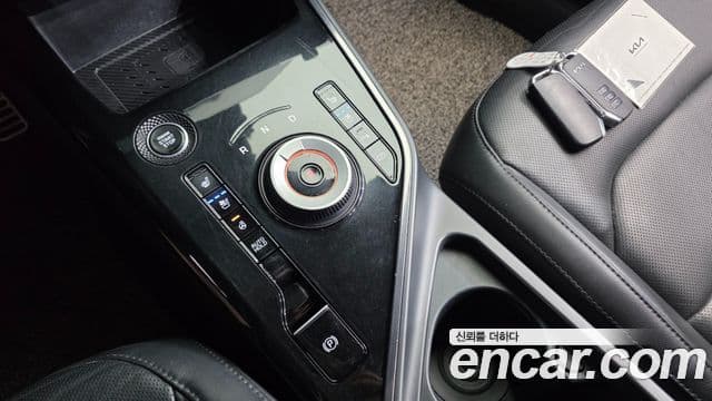 Kia Niro 2022 — фото 7 из 20