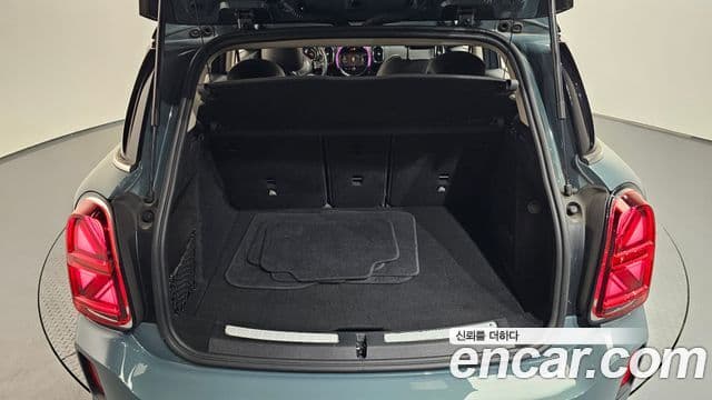 Mini Cooper Countryman 2021 — ფოტო 7/20