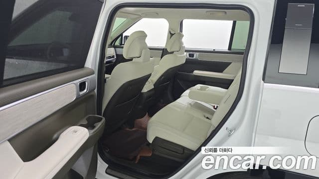 Hyundai Santa Fe 2023 — Şəkil 12/20