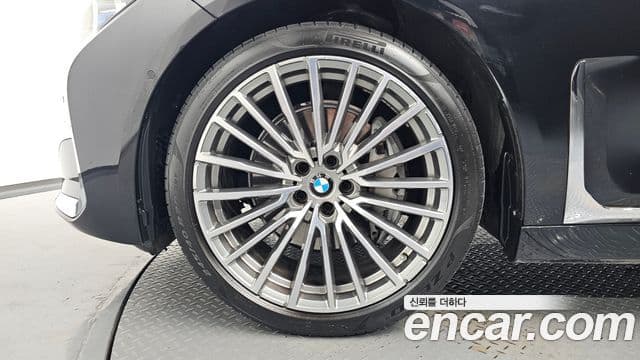 BMW 7 Series 2020 — фото 5 из 20