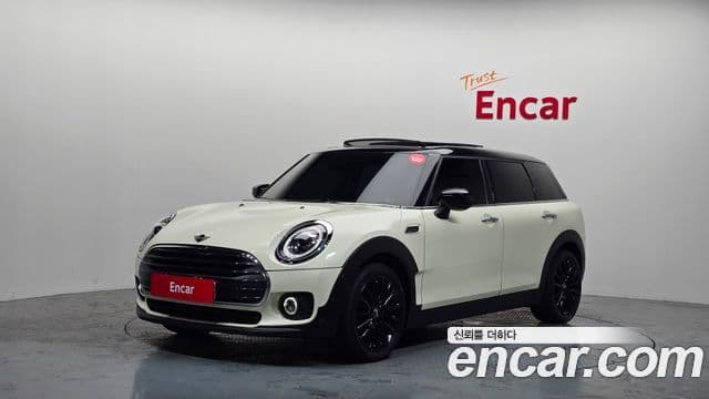 Mini Cooper Clubman 2019 — Фото 9/20