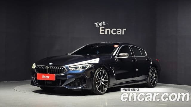 BMW 8 Series 2021 — Фото 1/20