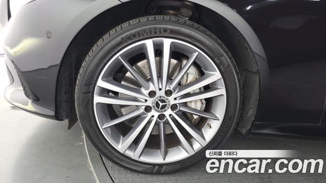 Mercedes-Benz CLS-Class 2019 — фото 4 из 20