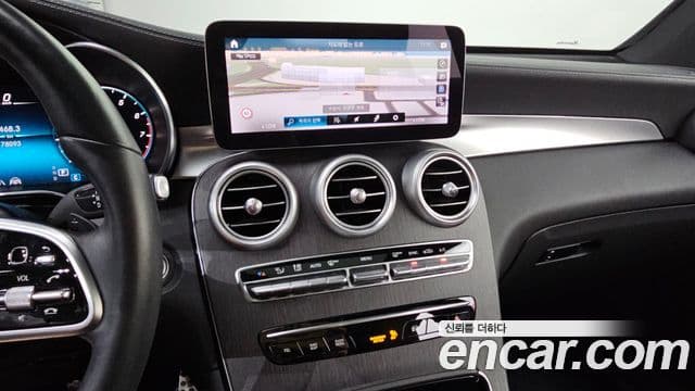 Mercedes-Benz GLC-Class 2021 — фото 14 из 20