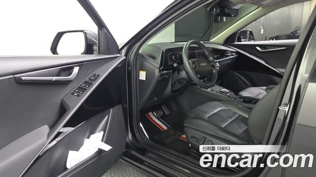 Kia Niro 2022 — фото 10 из 20