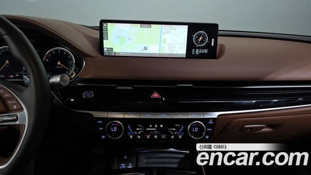 Genesis Electrified G80 2021 — ფოტო 14/20