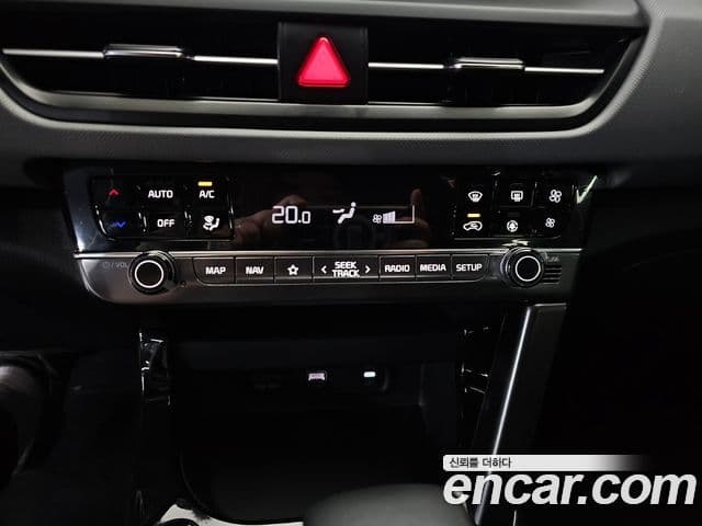 Kia Seltos 2025 — фото 15 из 20