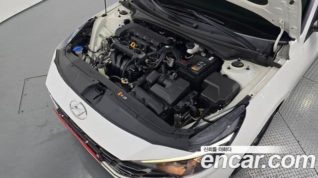 Hyundai Avante 2023 — ფოტო 6/20