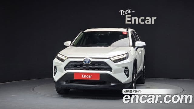 Toyota RAV4 2022 — фото 3 из 20