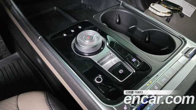 Kia Carnival 2025 — фото 9 из 20