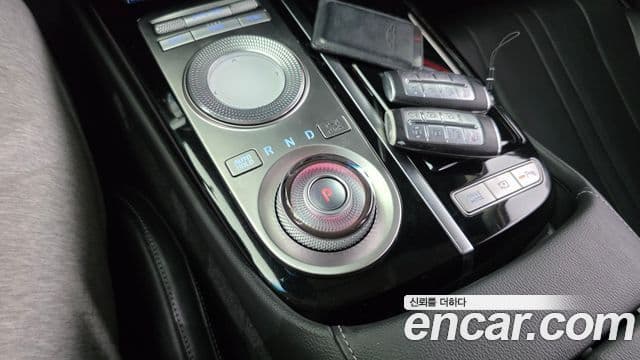 Genesis Electrified G80 2022 — ფოტო 9/20